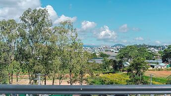 PINE VIEW HOTEL DALAT