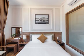 PINE VIEW HOTEL DALAT