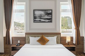PINE VIEW HOTEL DALAT
