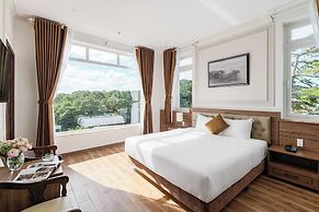 PINE VIEW HOTEL DALAT