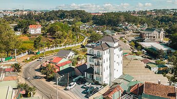 PINE VIEW HOTEL DALAT