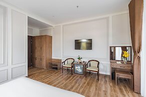 PINE VIEW HOTEL DALAT