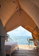 Floating Home in Reef Resort Unit 14