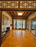 Jukrokjungsa hanokstay