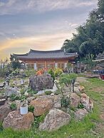 Jukrokjungsa hanokstay