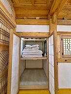 Jukrokjungsa hanokstay