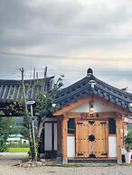 Jukrokjungsa hanokstay