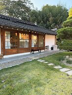 Jukrokjungsa hanokstay