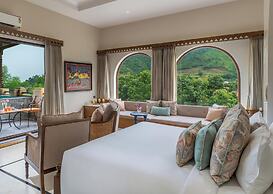 DEV BAGH LUXURIOUS PRIVATE SUITES