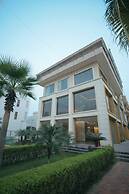 Nandan Retreat