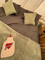 The Paddock Glamping - Clover 2