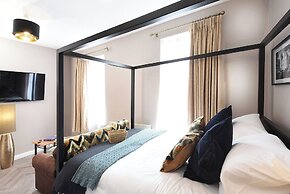 Ocho Homes by Eight Continents