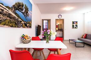 ADELPHI APARTMENTS