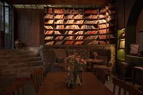 SaPa Wings Hotel