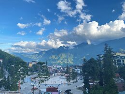 SaPa Wings Hotel