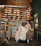 SaPa Wings Hotel