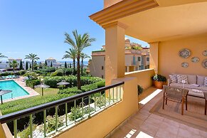 Exclusive 2BD Apartment Heated Pool Flamingos Golf