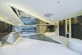 Grand Whiz Hotel Praxis Surabaya