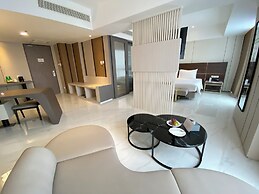 Grand Whiz Hotel Praxis Surabaya