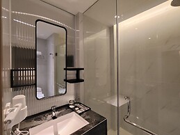 Grand Whiz Hotel Praxis Surabaya
