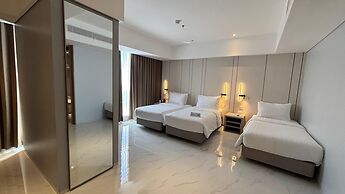 Grand Whiz Hotel Praxis Surabaya