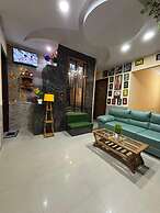 Hotel Saina Stay Inn