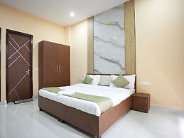 Hotel Saina Stay Inn
