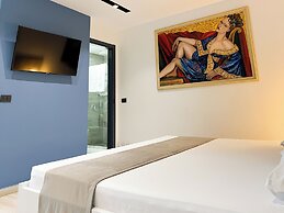 Jata Hotel