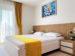 Jata Hotel