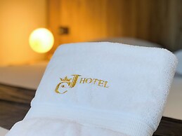 Jata Hotel