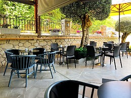 Jata Hotel