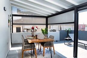 Glyfada Luxury Design Penthouse With Prive Terrace