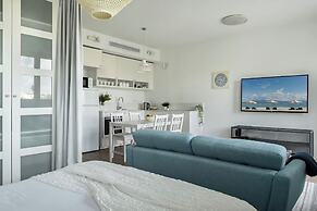 Jaffa Beachfront Studio by Sea N' Rent