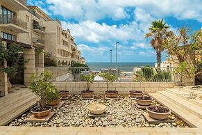 Jaffa Beachfront Studio by Sea N' Rent