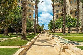 Jaffa Beachfront Studio by Sea N' Rent