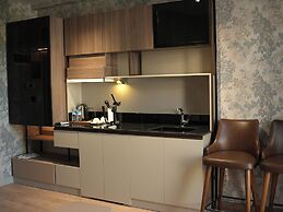 Arun Suites