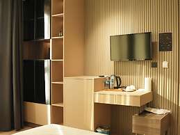 Arun Suites