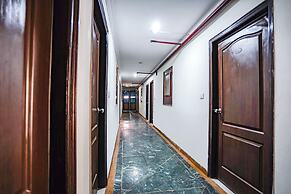 Hotel Luxeevista by Navodayans