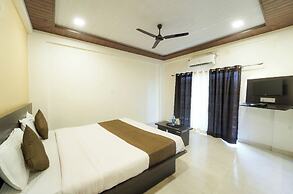Hotel Raaya Regency