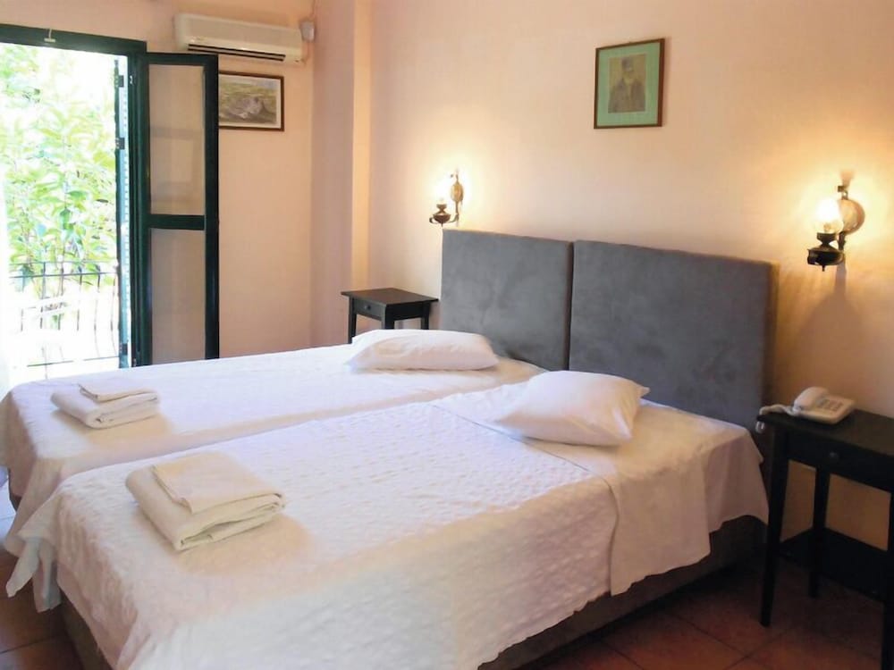 TARA BEACH HOTEL