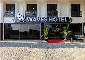 Airport Waves Hotel