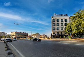 Airport Waves Hotel