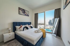 Stunning Burj Khalifa & Fountain Views