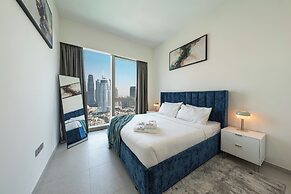 Stunning Burj Khalifa & Fountain Views