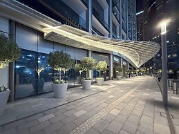 Stunning Burj Khalifa & Fountain Views