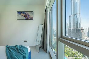 Stunning Burj Khalifa & Fountain Views