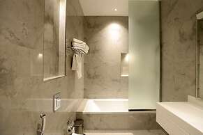 Topaz Al Malqa Hotel