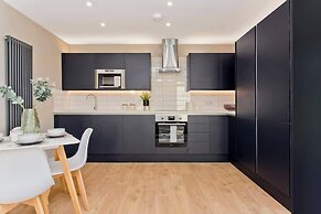 3 Huntingdon Place