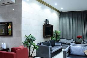 In Taiba Apartment