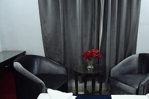 In Taiba Apartment